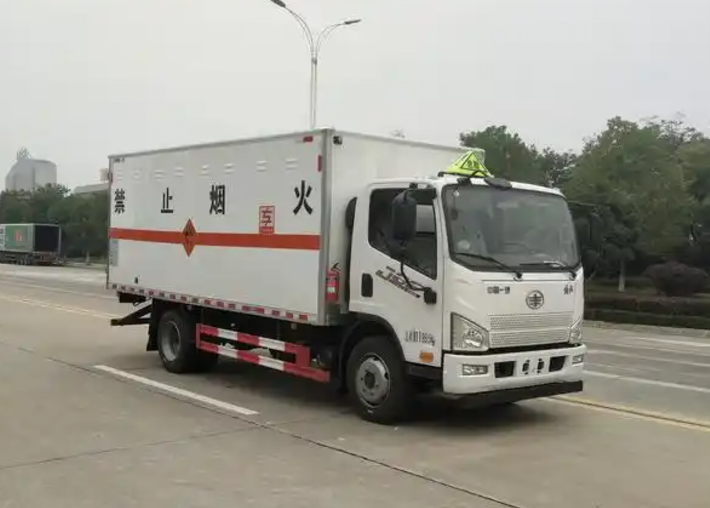 察隅爆破器材运输车可以上高速吗？